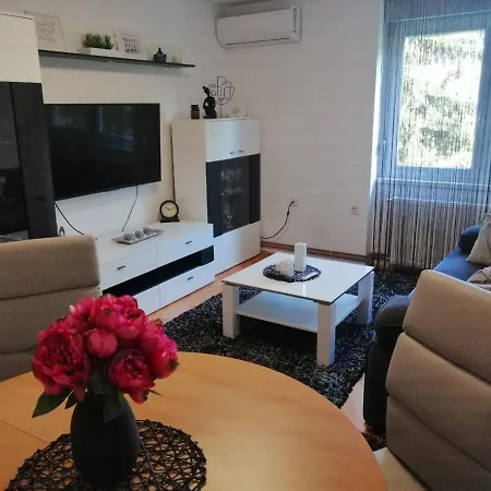 Apartman D&D*** Varaždin Esterno foto
