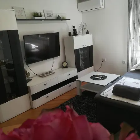 Apartman D&D*** Varaždin Esterno foto