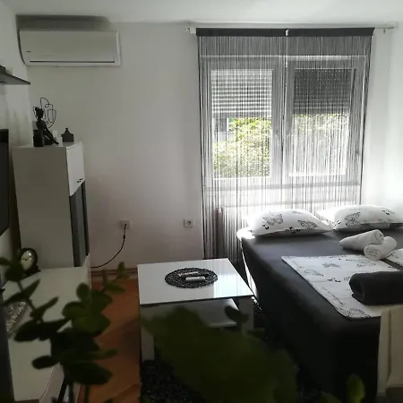 Apartman D&D*** Varaždin Esterno foto