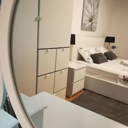 Apartman D&D*** Varaždin Esterno foto