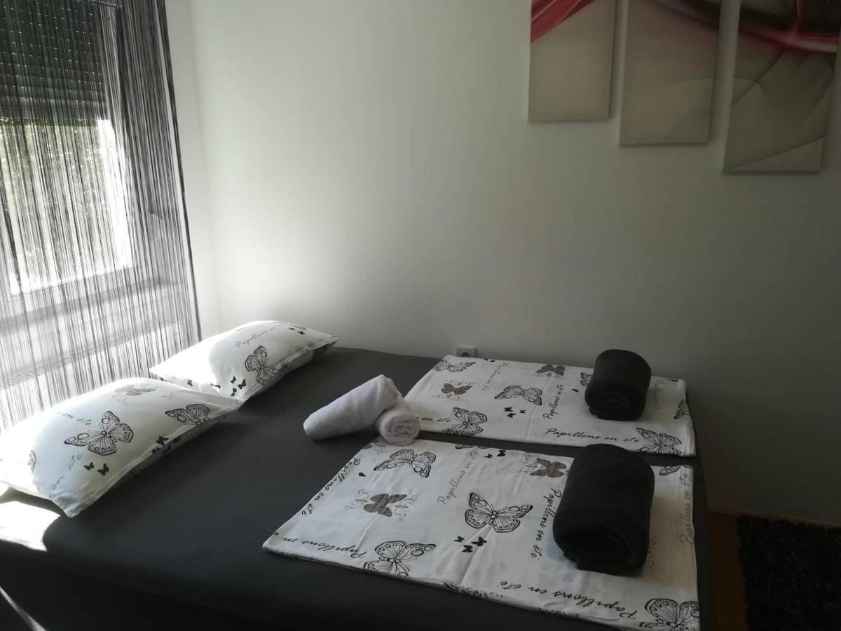 D&d*** Apartment